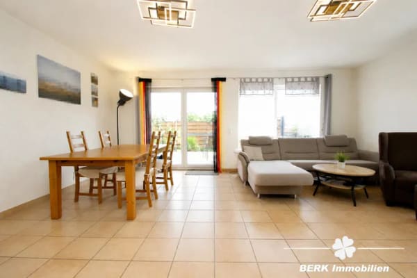 Immobilie in Stockstadt am Main - BERK Immobilien – Großzügiges REH mit sonniger Terrasse, Balkon und viel Platz für die ganze Familie - Bild 4