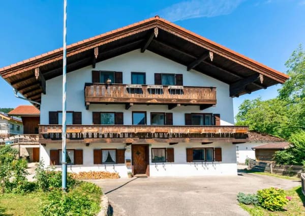 Immobilie in Bad Feilnbach - Charmantes Bauernhaus mit viel Platz in Bad Feilnbach - Bild 0