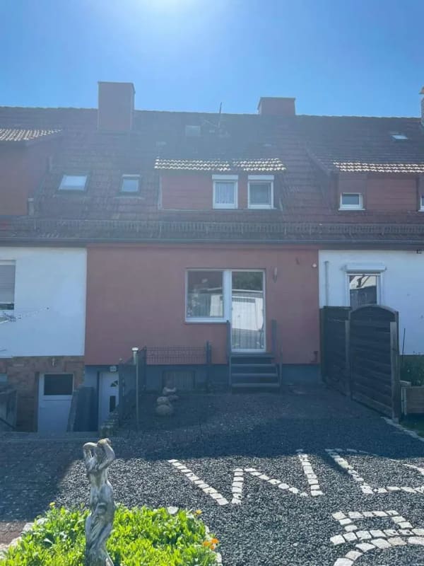 Immobilie in Witzenhausen - Reihenhaus in Unterrieden mit Garage und Carport - Bild 2