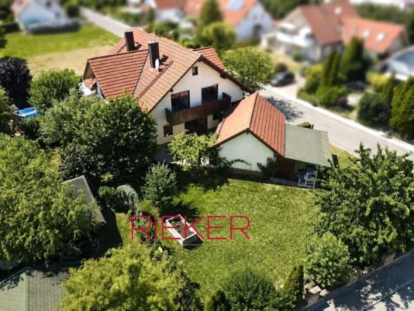 Immobilie in Ungerhausen - Sonnig. Hell. Zum Wohlfühlen. Moderne Doppelhaushälfte mit großem Garten und zwei Sonnenterrassen - Bild 1