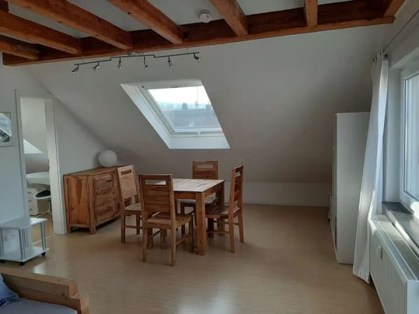 Immobilie in Gerlingen - 1,5-Zimmer-DG-Wohnung mit Balkon - Bild 2