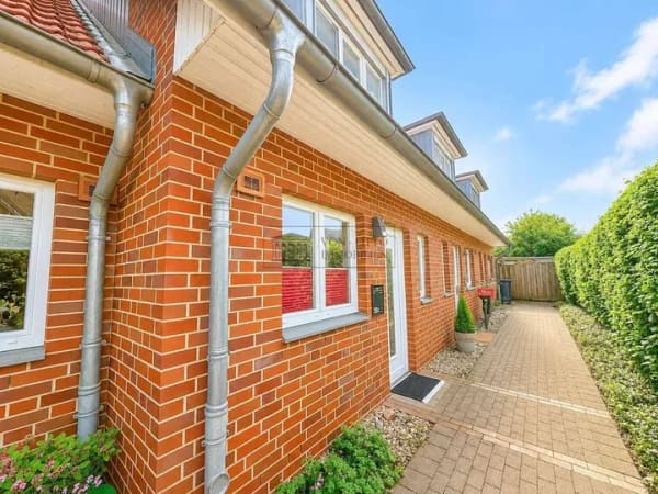 Immobilie in Groß Grönau - Familienfreundlich und stilvoll - Bild 0