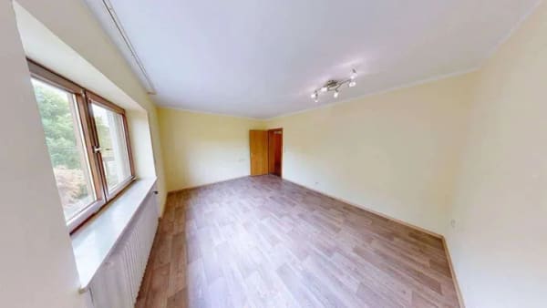 Immobilie in Simbach - Solider Altbau-Charme trifft zukunftssichere Fernwärme - Bild 2