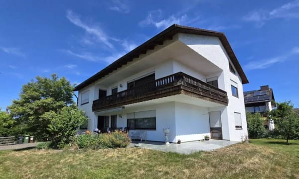 Immobilie in Wettstetten - 2 Familienhaus mit großzügiger Aufteilung in herrlicher Lage von 85135 Wettstetten - Bild 0