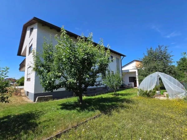 Immobilie in Wettstetten - 2 Familienhaus mit großzügiger Aufteilung in herrlicher Lage von 85135 Wettstetten - Bild 3