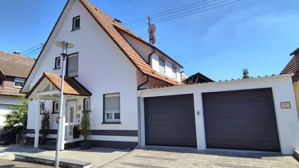 Immobilie in Hüttlingen - Schönes, gepflegtes und modernes Einfamilienhaus in ruhiger Lage - Bild 0