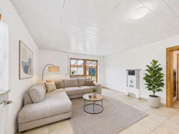 Immobilie in Haarbach - BRIMO: NIEDERBAYERISCHE GEMÜTLICHKEIT MIT WINTERGARTEN - Bild 2