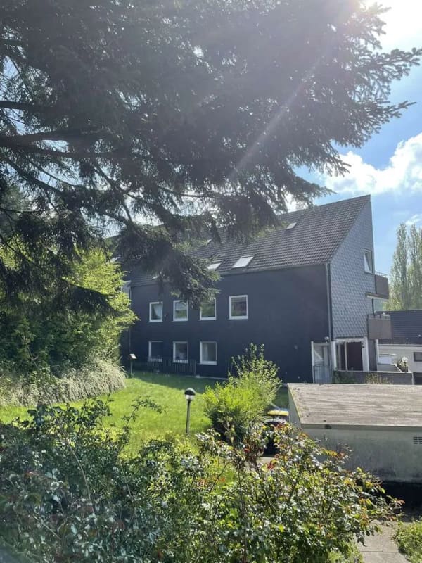 Immobilie in Mülheim an der Ruhr - Mehrfamilienhaus mit großem Garten + großzügiger Maisonettewohnung |  6 Einheiten | Mülheim an der R - Bild 1