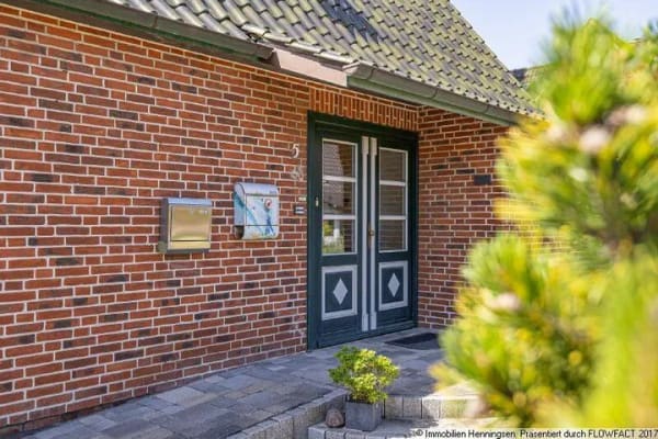 Immobilie in Süderbrarup - Klassischer Landhausstil in Rotziegel & Einliegerwohnung - Bild 3