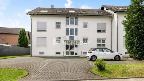 Immobilie in Waldbröl - Gepflegtes Mehrfamilienhaus mit sechs Wohneinheiten und Stellplätzen - Bild 0