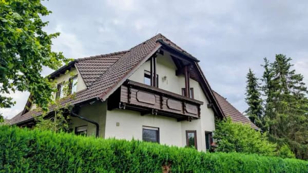 Immobilie in Euerdorf - Freistehendes Einfamilienhaus mit Einliegerwohnung in Euerdorf - Bild 3