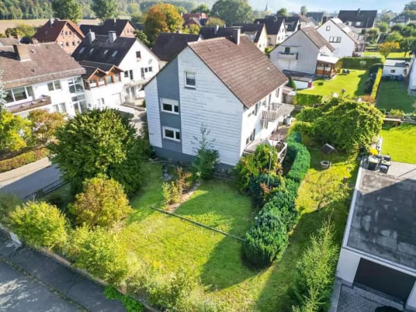 Immobilie in Heinsen - Zweifamilienhaus mit Potenzial in ruhiger Lage von Heinsen!
 - Bild 3