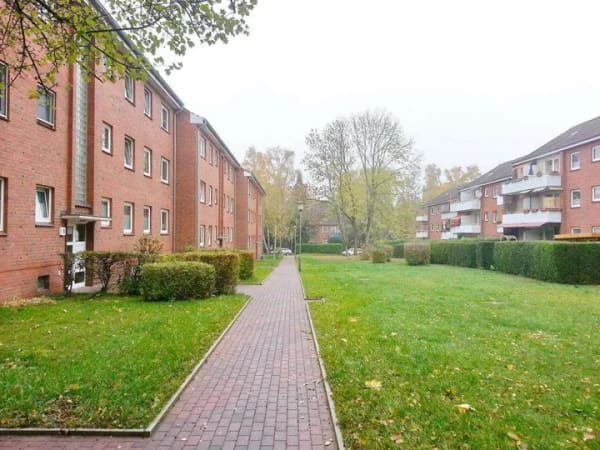 Immobilie in Geesthacht - Courtagefrei - Gepflegte 2,5-Zimmer-Wohnung mit Balkon, vermietet - Bild 2