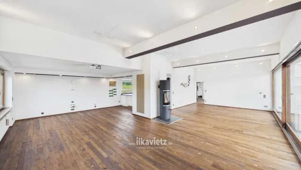 Immobilie in Bad Kissingen - SELTENHEIT - exklusives Anwesen mit zweiseitigem Weitblick - provisionsfrei - Bild 2