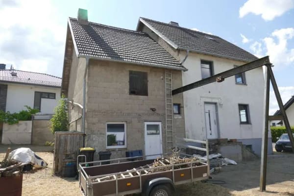 Immobilie in Schleiden - Pferdefreunde aufgepasst! Teilsanierter Altbau im Nationalpark Eifel mit Weideland - Bild 1