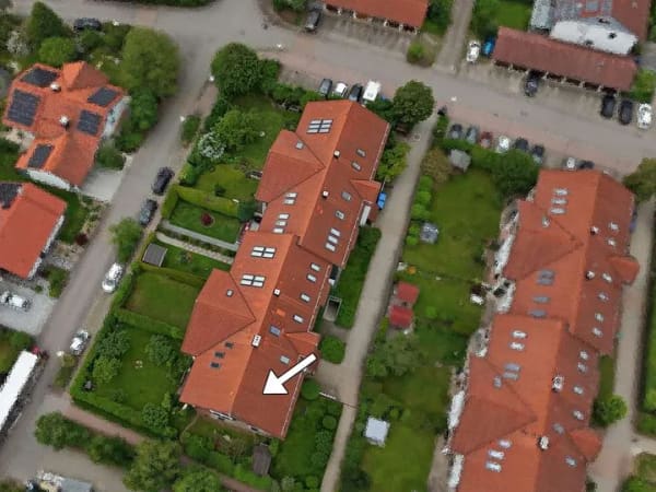 Immobilie in Schongau - Lichtdurchflutete 2 Zimmer Dachgeschosswohnung in begehrter Wohnlage – Ihr neues Wohlfühl Zuhause! - Bild 1
