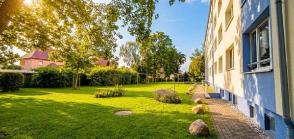 Immobilie in Rötha - Ansprechend modernisierte 3-Zimmer-Wohnung mit Tageslichtbad in Rötha nahe Leipzig - Bild 0