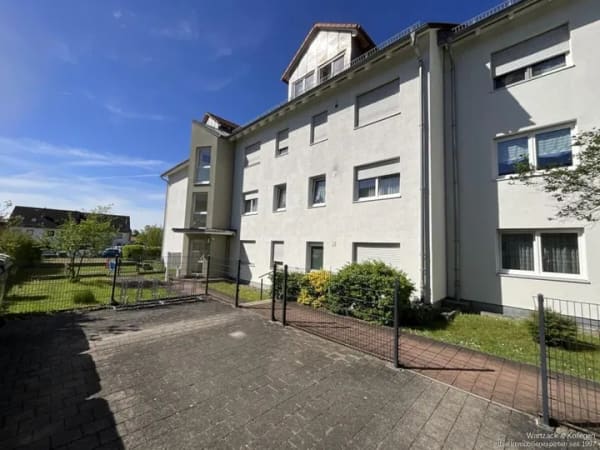 Immobilie in Schwabach - Dachgeschosswohnung in Schwabach - Bild 2