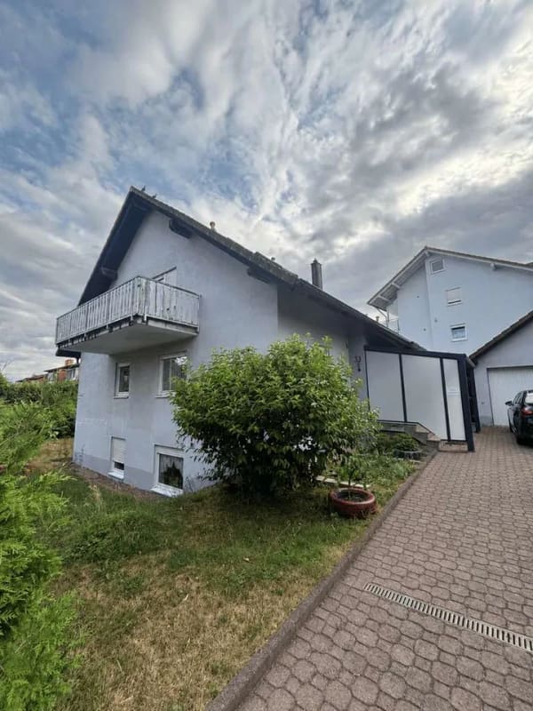 Immobilie in Hardheim - Großzügiges Dreifamilienhaus in Hardheim – ideal für Kapitalanleger und Eigennutzer - Bild 2