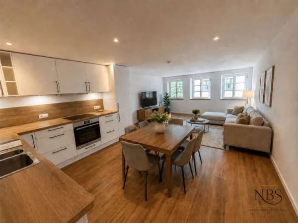 Immobilie in Trostberg - Premium-Wohnen im Modernen Denkmal – 4 Zimmer, Privatgarten, Dachterrasse &  Energieklasse A+ - Bild 3
