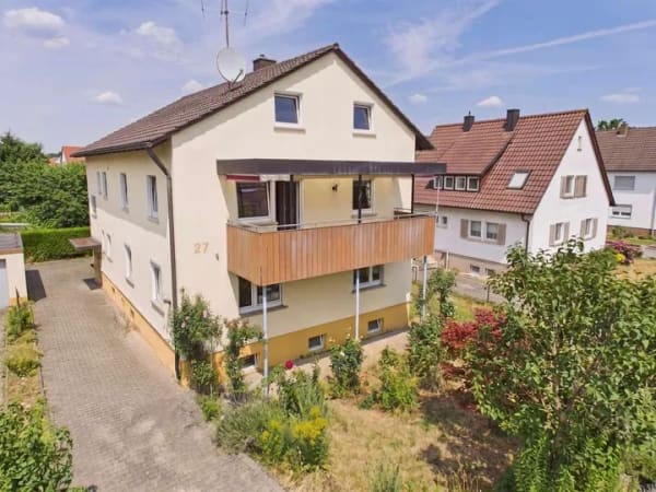 Immobilie in Markgröningen - Großzügiges Zweifamilienhaus mit Garten & Ausbaureserve - für Familien & Mehrgenerationen - Bild 0