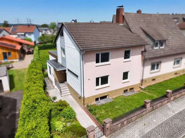 Immobilie in Otterbach - Einfamilienhaus mit Terrasse, Garten und Garage - Bild 0