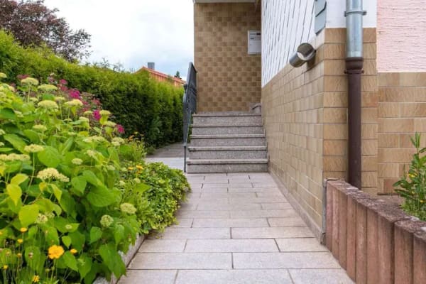 Immobilie in Otterbach - Einfamilienhaus mit Terrasse, Garten und Garage - Bild 3