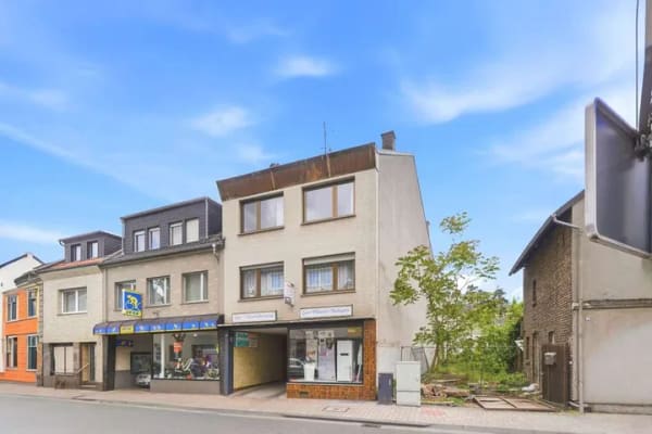 Immobilie in Bornheim - Wohnen, Arbeiten und Vermieten? Multifunktionales Wohn- und Geschäftshaus im Herzen von Bornheim - Bild 2