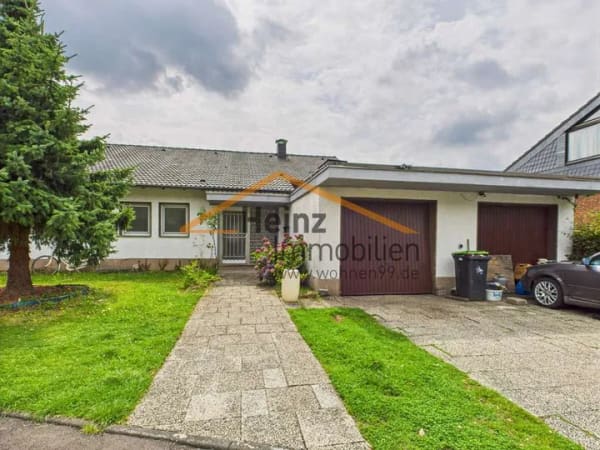 Immobilie in Odenthal - Großzügiges Zweifamilienhaus in Voiswinkel – beste Wohnlage garantiert! - Bild 0