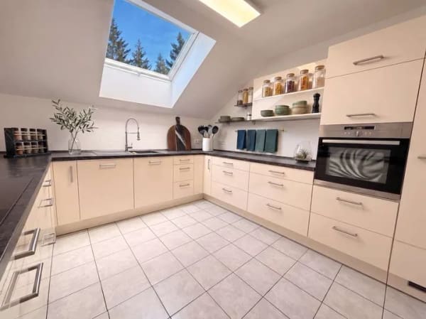 Immobilie in Osterberg - Einfamilienhaus Energieeffizienzklasse A+, Baujahr 2017 mit Einliegerwohnung - Bild 2