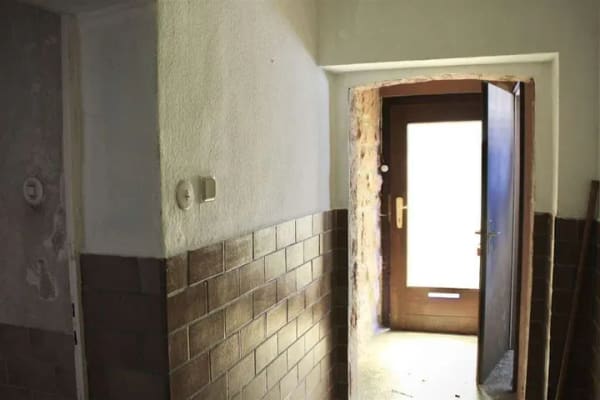 Immobilie in Eberbach - Zweifamilienhaus mit traumhaftem Neckarblick und vielseitigen Nutzungsmöglichkeiten - Bild 1