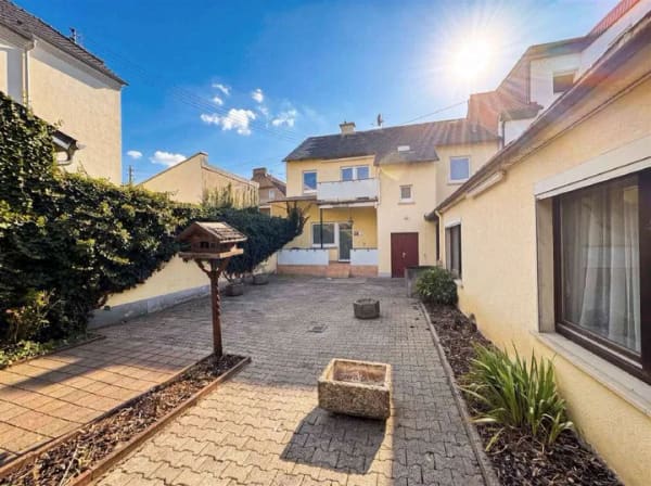 Immobilie in Geisenheim - Preiswertes charmantes Einfamilienhaus in guter Lage von Geisenheim - Bild 1