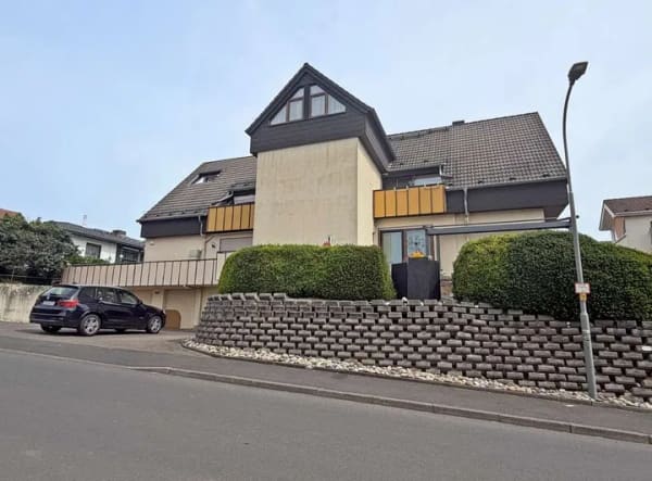 Immobilie in Künzell - Wohnjuwel mit Loggia – Charmante Eigentumswohnung in begehrter Lage von Pilgerzell - Bild 1