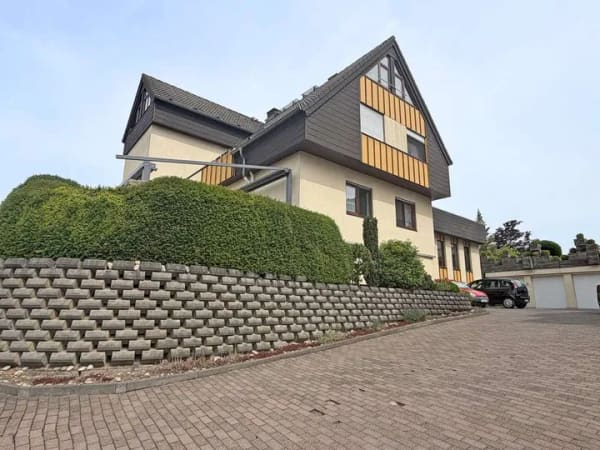 Immobilie in Künzell - Wohnjuwel mit Loggia – Charmante Eigentumswohnung in begehrter Lage von Pilgerzell - Bild 2