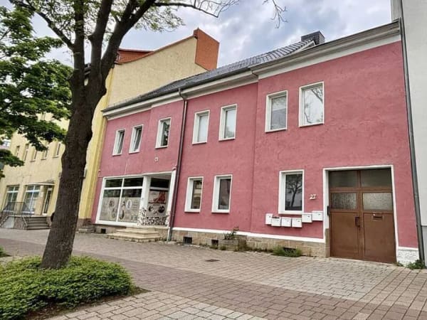Immobilie in Merseburg - 8,8% Bruttomietrendite !Kurzes Sommerangebot! Exklusives Mehrfamilienhaus in Merseburg! - Bild 0