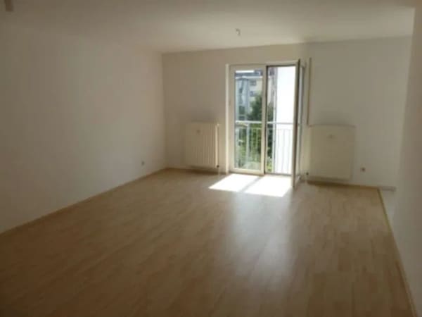 Immobilie in Offenbach am Main - Moderne, sehr gepflegte 1 ZW in ruhiger Lage und guter  Liegenschaft - Bild 1