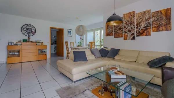 Immobilie in Aach - Gemütliche 3-Zimmer Wohnung in Aach mit Blick ins Grüne - Bild 2