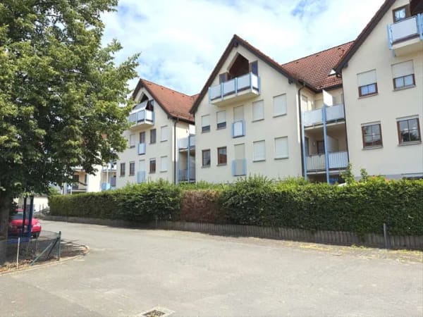Immobilie in Leegebruch - Freie 1 Zi. Wohnung (WEG) inkl. Einbauküche, Balkon und Pkw-Stellplatz zu verkaufen! - Bild 0