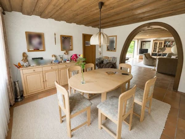 Immobilie in Chieming - Verwirklichen Sie Ihr Traumhaus – Großzügiges Einfamilienhaus zum Modernisieren - Bild 4