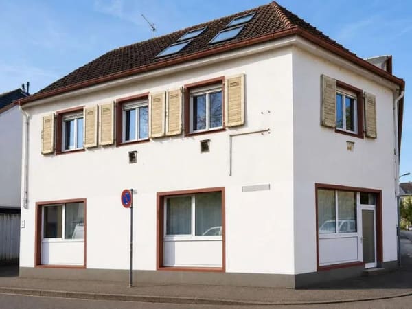 Immobilie in Neustadt an der Weinstraße - Attraktive Kapitalanlage: 7 vermietete Wohnungen, 1 freie Gewerbeeinheit mit Büro, Werkstatt und Gar - Bild 1