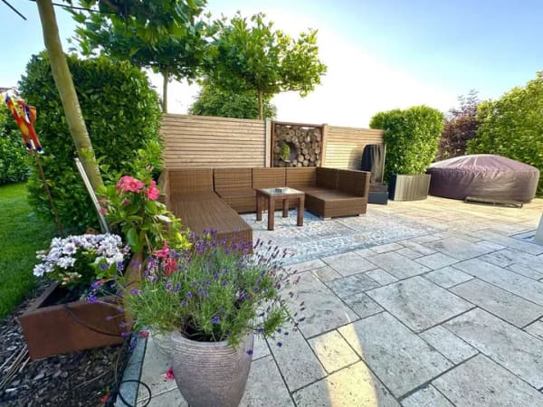 Immobilie in Obertaufkirchen - Neuw. Wohntraum mit Wellnessgarten in ruhiger Lage - Nahe A94 - Bild 3