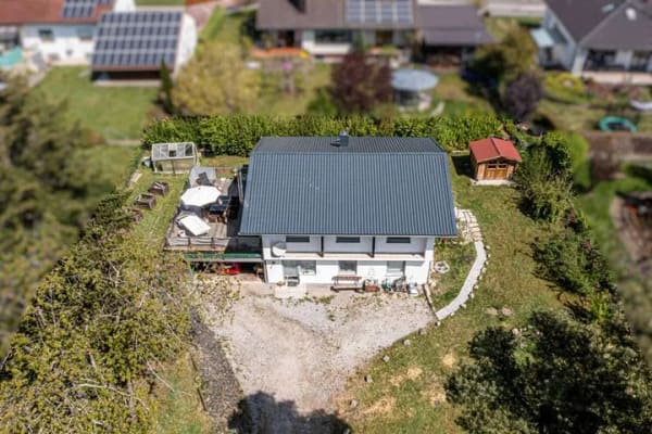 Immobilie in Bruck i.d.OPf. - Wohnen auf einem großem Grundstück – Ein Zuhause zum Wohlfühlen - Bild 2