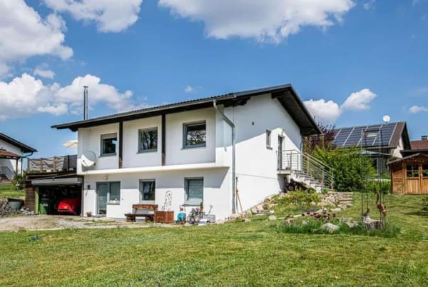 Immobilie in Bruck i.d.OPf. - Wohnen auf einem großem Grundstück – Ein Zuhause zum Wohlfühlen - Bild 3
