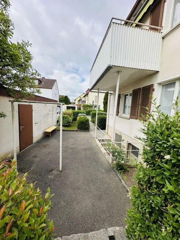 Immobilie in Crailsheim - Vielseitiges Zweifamilienhaus mit Garten, Garage und zwei Wohneinheiten - Bild 3
