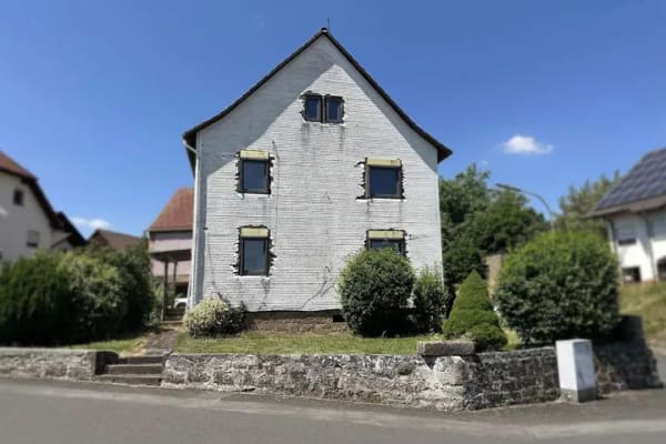 Immobilie in Brachttal - Einfamilienhaus mit historischem Charakter und moderner Ausstattung - Bild 0