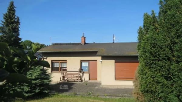 Immobilie in Pöhl - Glück hat ein ZUHAUSE-solid. Massivbungalow- mit Anbauplanung - Vollkeller-1.271m² Grund-3 Garagen - Bild 4