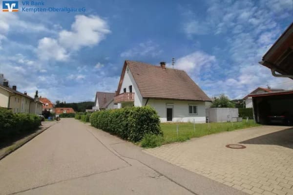 Immobilie in Weitnau - Interessantes Haus auf großzügigem Grundstück für handwerklich Begabte bei Isny - Bild 3