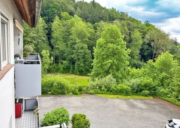 Immobilie in Krombach - 2-Zimmer-Eigentumswohnung in Krombach
Der Ideale Start für Ihr Immobilienvermögen - Bild 1