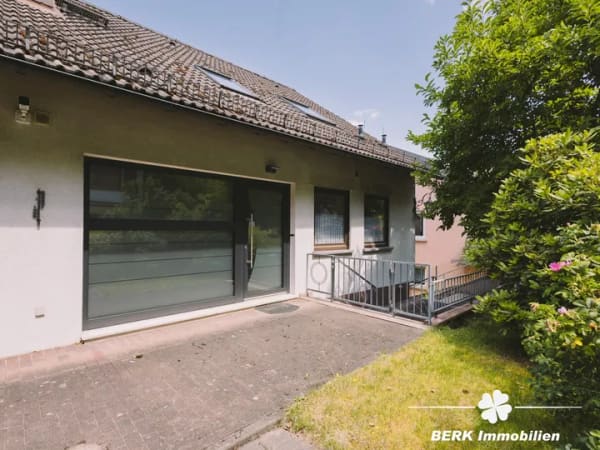 Immobilie in Waldaschaff - BERK Immobilien - Großzügiges Einfamilienhaus mit Einliegerwohnung in Waldaschaff - Bild 2