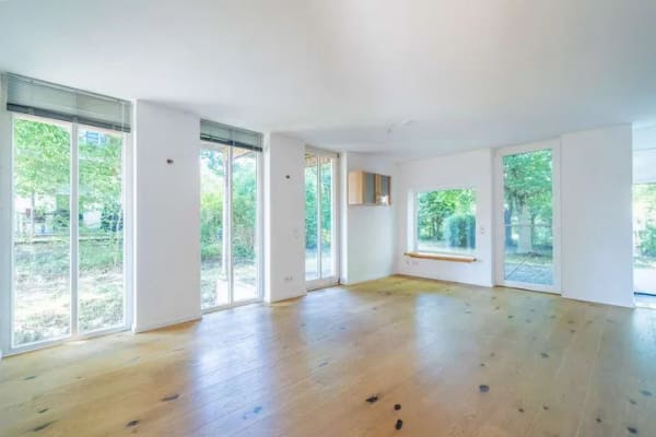 Immobilie in Finning - Wohnidylle - Architektenhaus mit 2 Wohneinheiten und PV-Anlage in Finning - Bild 1
